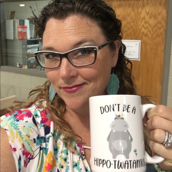 Meet your Posher, Pamela - Picture 3 of 13